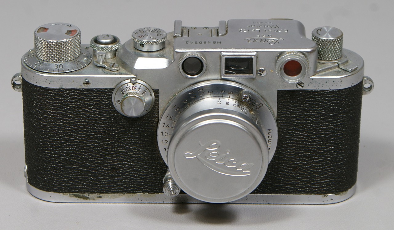 Appraisal: Leica III-C mm viewfinder camera SN c F mm Leitz