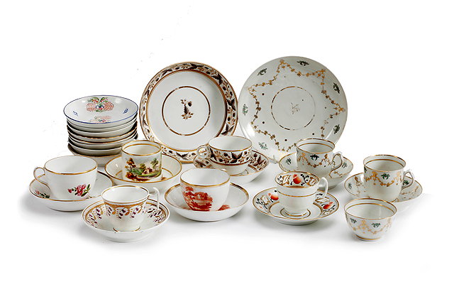 Appraisal: A COLLECTION OF VARIOUS TH CENTURY AND LATER ENGLISH PORCELAIN