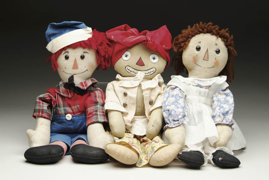 Appraisal: LOT OF AMERICAN CLOTH DOLLS BY JOHNNY GRUELLE Pair of