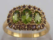 Appraisal: A carat gold peridot ring size N gms