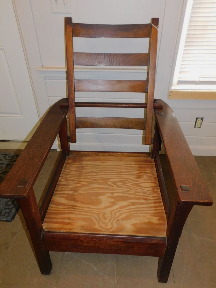 Appraisal: L JG STICKLEY MORRIS CHAIR Antique oak Arts and Craft