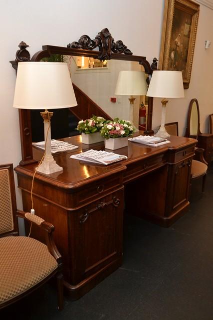 Appraisal: A LOVELY VICTORIAN TWIN PEDESTAL SIDEBOARD