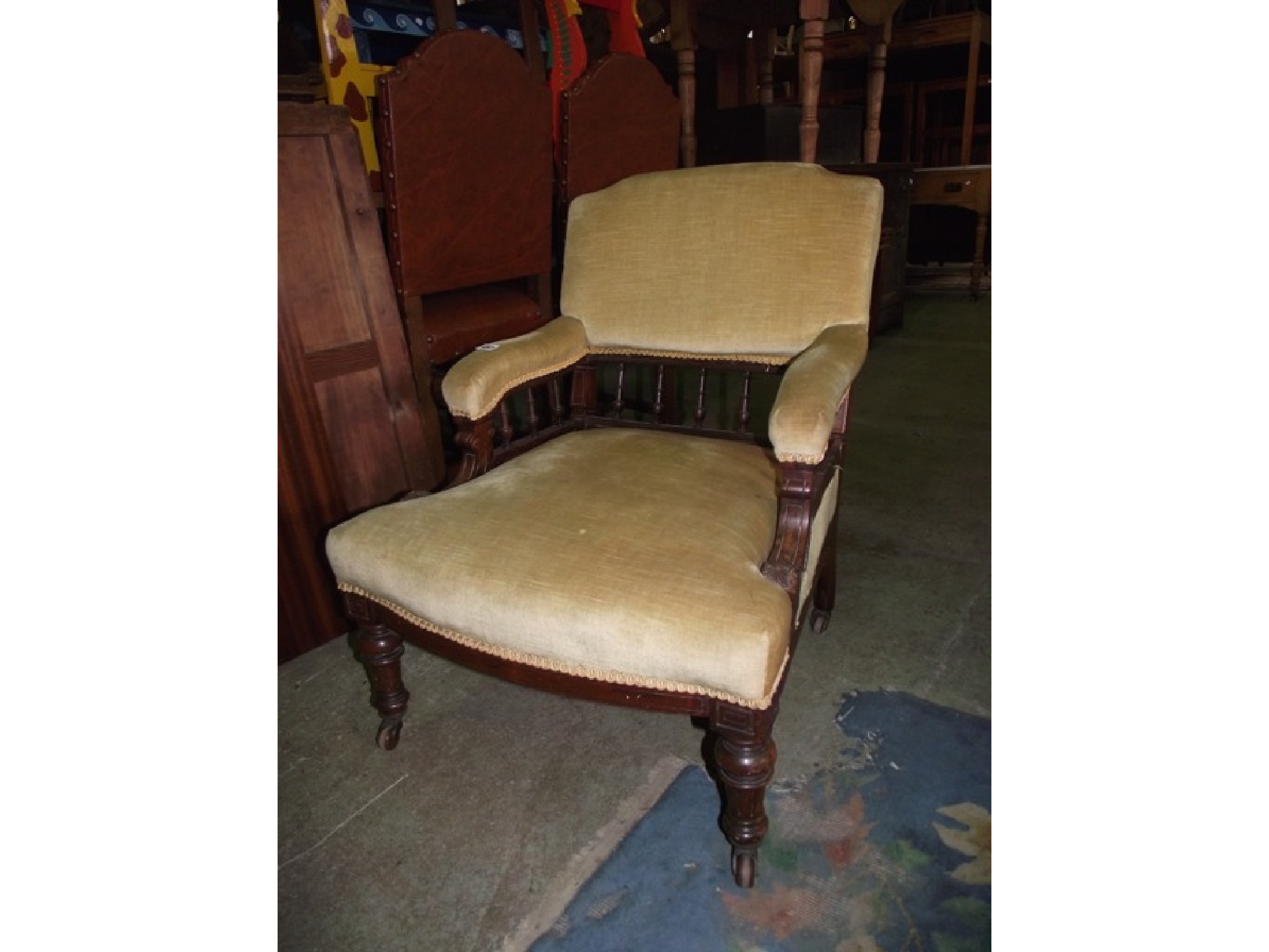 Appraisal: A Victorian walnut drawing room chair with upholstered seat and