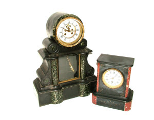 Appraisal: A late th century Continental mantel clock the slate and