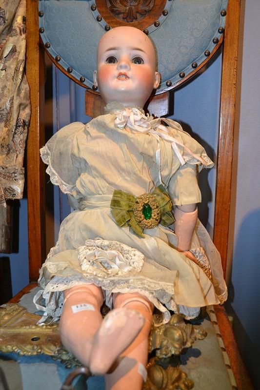 Appraisal: TH CENTURY SCHOENAU HOFFMEISTER DOLL BISQUE HEAD DOLL OPEN MOUTH