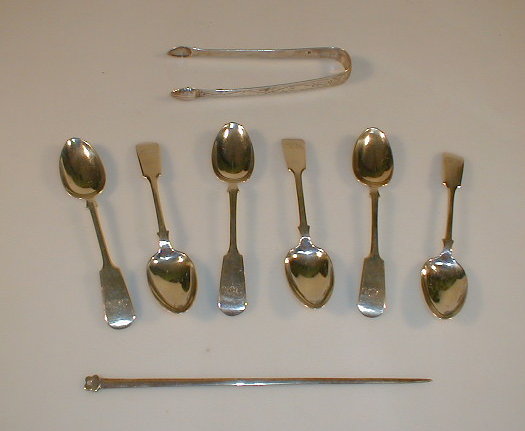 Appraisal: A set of six Victorian silver fiddle pattern teaspoons by