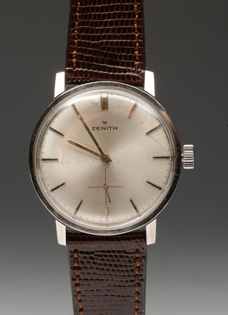 Appraisal: A ZENITH STAINLESS STEEL GENTLEMAN'S WRIST WATCH with leather strap