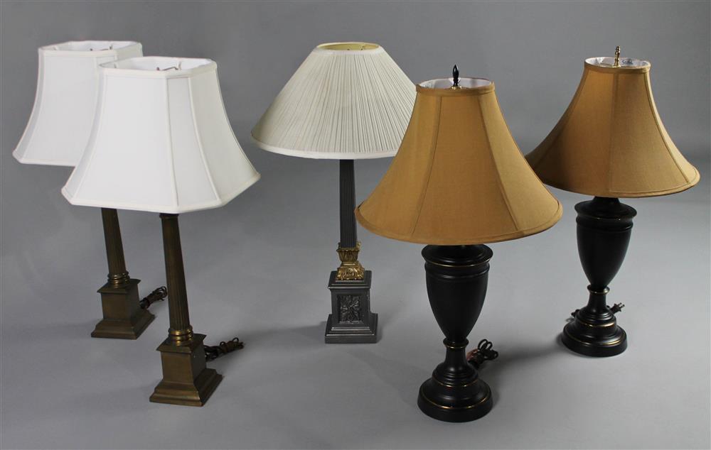 Appraisal: A PAIR OF STIFFEL URN LAMPS A PAIR OF GILT