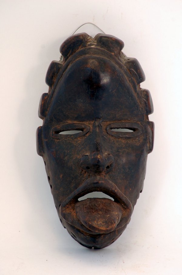 Appraisal: Dan wood mask probably a Go Ge having a concave