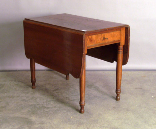 Appraisal: Sheraton cherry dropleaf table th c h w d