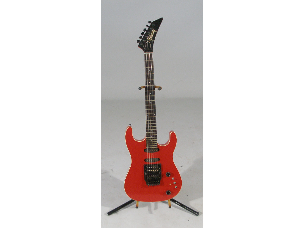 Appraisal: Gibson U- Electric Guitar serial red finish with white top