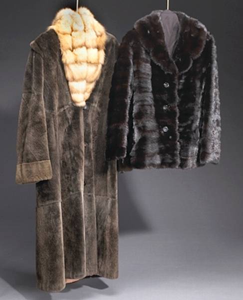 Appraisal: A lady's full length seal fur coat and lady's mink