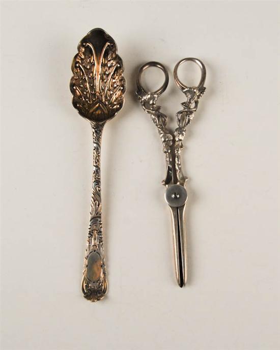 Appraisal: Two Sterling Serving Flatware Pieces a pair of sterling handle