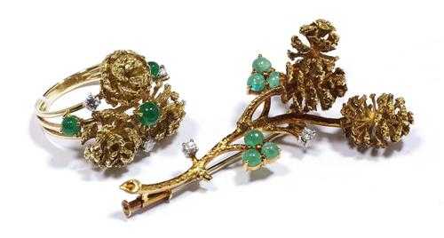 Appraisal: GOLD EMERALD AND BRILLIANT-CUT DIAMOND RING WITH BROOCH ca Yellow