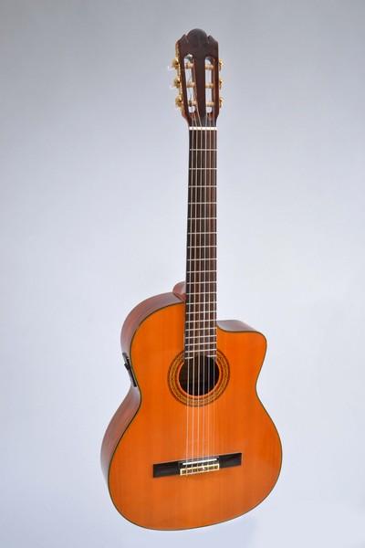 Appraisal: GUITAR - ACOUSTIC NYLON STRING GUITAR BY 'CANORA'