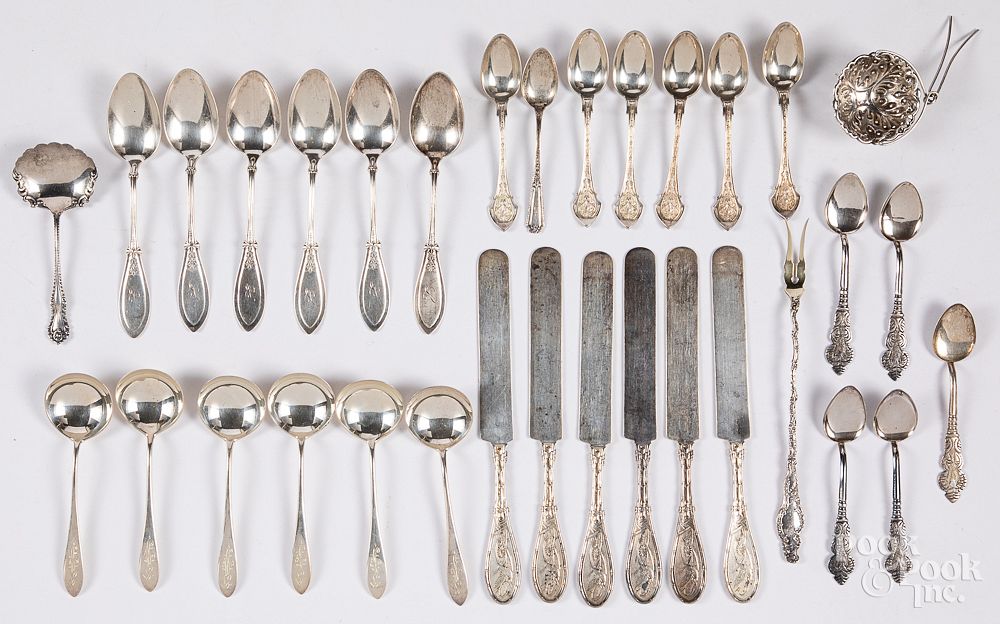 Appraisal: Sterling silver flatware Sterling silver flatware ozt In-House shipping is