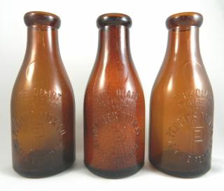 Appraisal: Dairy bottles Dairy- amber quart Buffalo NY 'The People's Milk