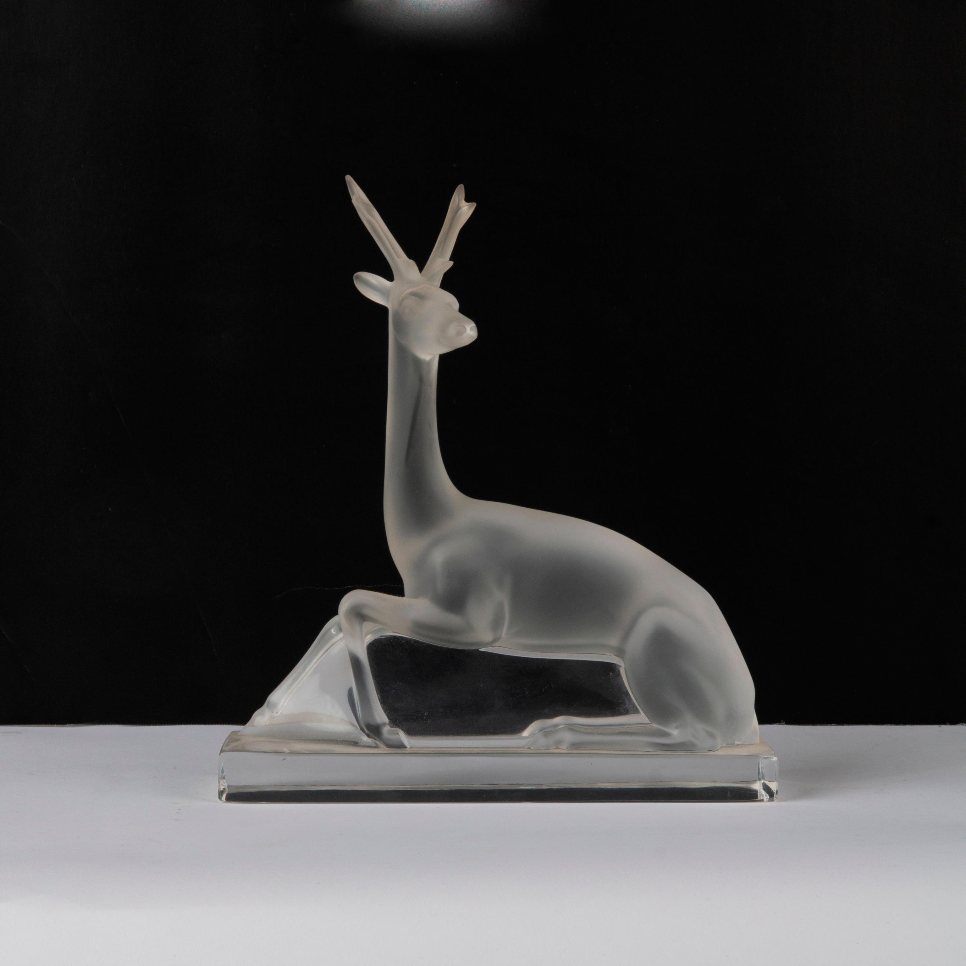 Appraisal: LALIQUE 'CERF' FROSTED GLASS DEER A frosted glass deer with