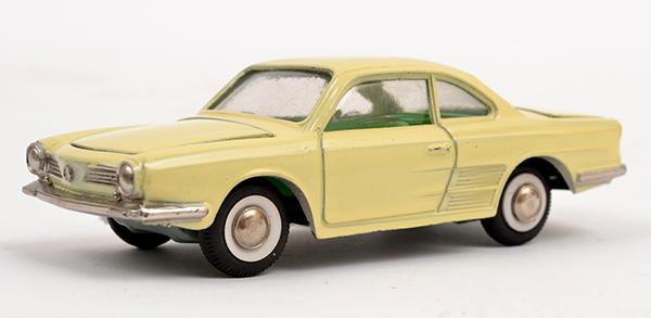 Appraisal: TAISEIYACO CHERRYCA PHENIX JAPAN HINO CONTESSA SPRINT CREAM WITH GREEN