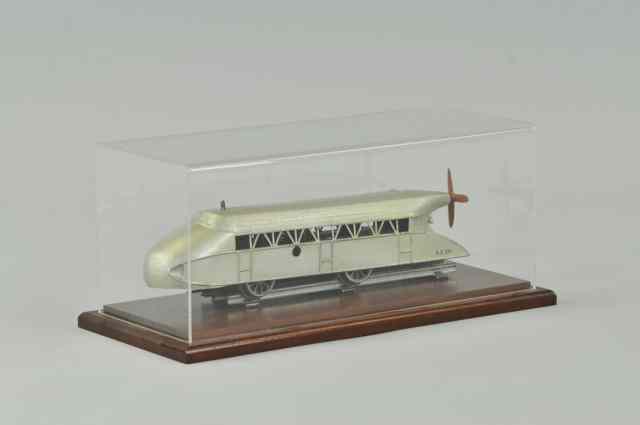 Appraisal: MARKLIN MODEL RAILWAY ''O'' GAUGE CLOCKWORK Clockwork SZ silver Zeppelin