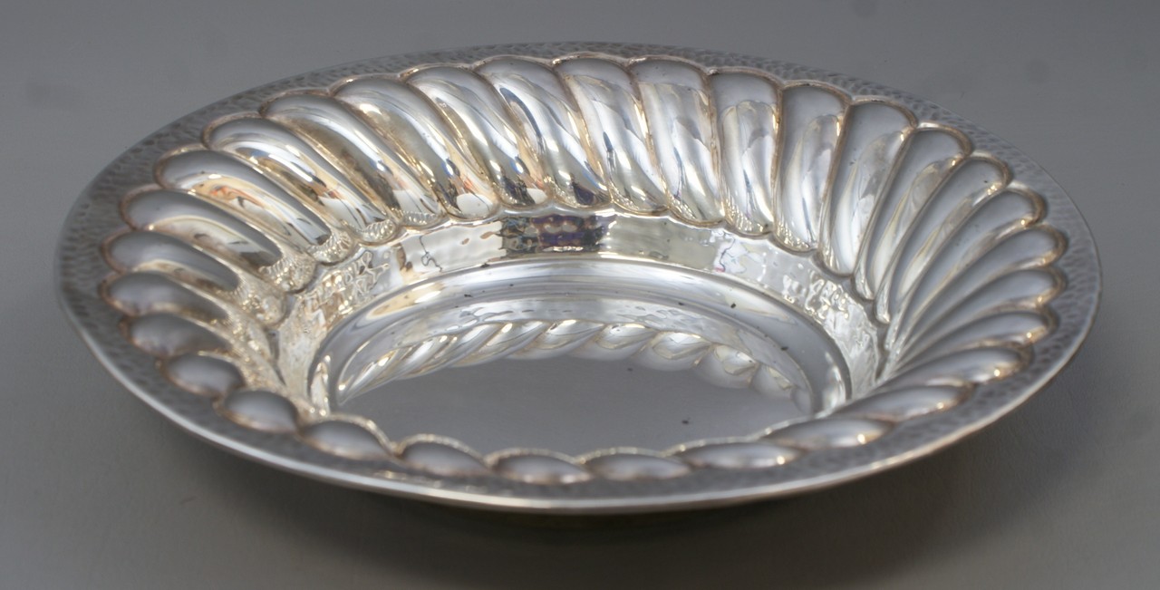 Appraisal: Round sterling silver bowl stamped d