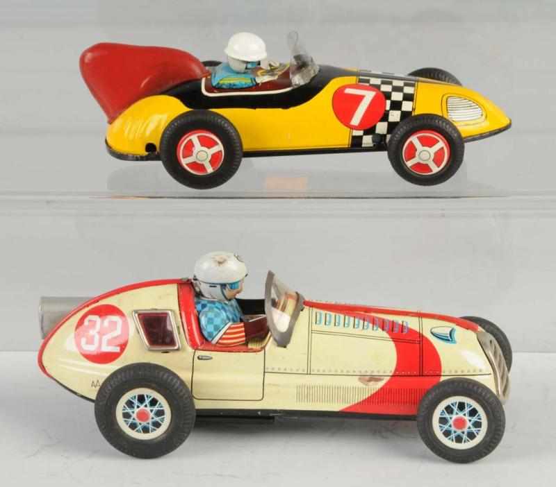 Appraisal: Lot of Tin Race Car Friction Battery-Op Toys Description Japanese