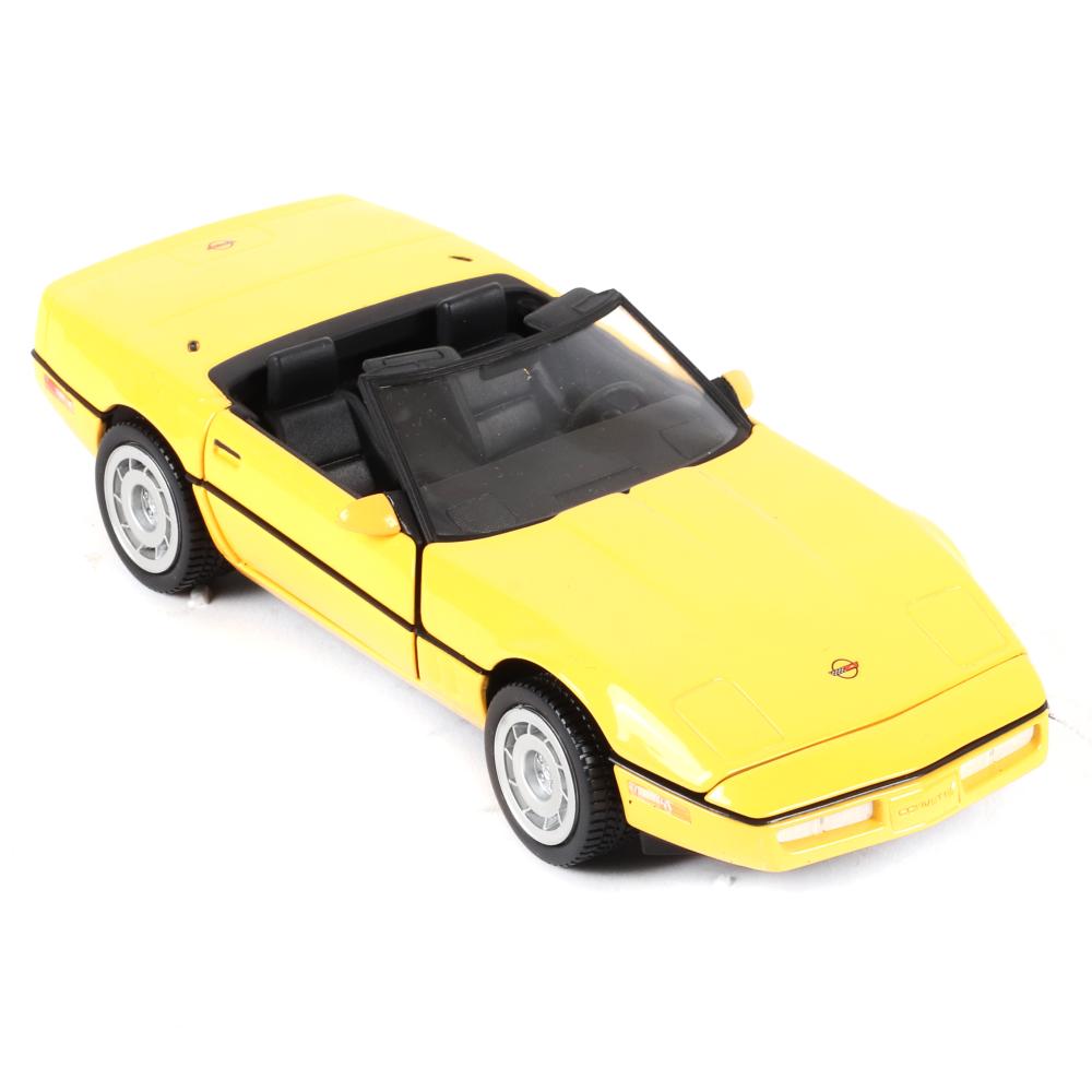 Appraisal: CHEVROLET CORVETTE FRANKLIN MINT SCALE DIECAST CAR Chevrolet Corvette Franklin