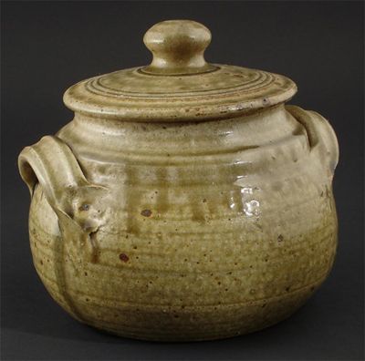 Appraisal: A Richard Batterham stoneware jar and cover covered with an