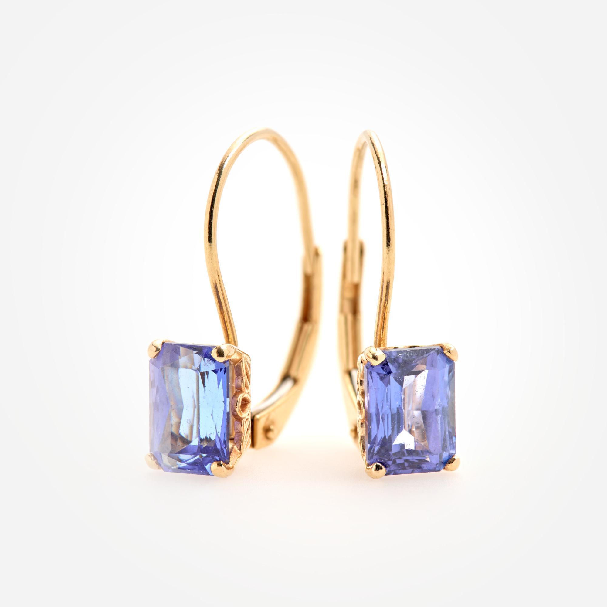 Appraisal: COLOR CHANGING TANZANITE EARRINGS CTW IN K A pair of