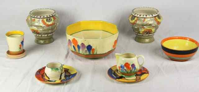 Appraisal: A collection of seven pieces of Clarice Cliff Bizarre ware