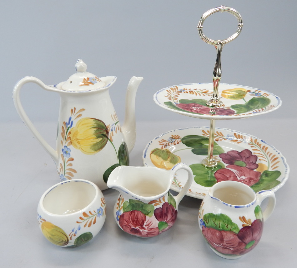 Appraisal: A large quantity of Simpsons ware Belle Fiore pattern dinner