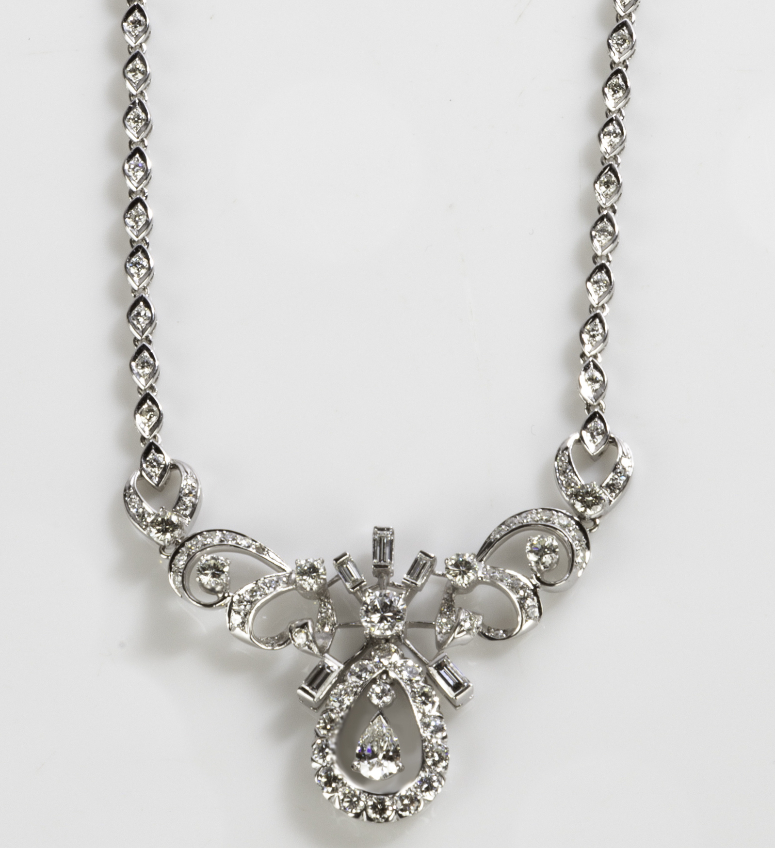 Appraisal: LADY'S PLATINUM AND IRIDIUM ART DECO FANCY CT DIAMOND NECKLACE