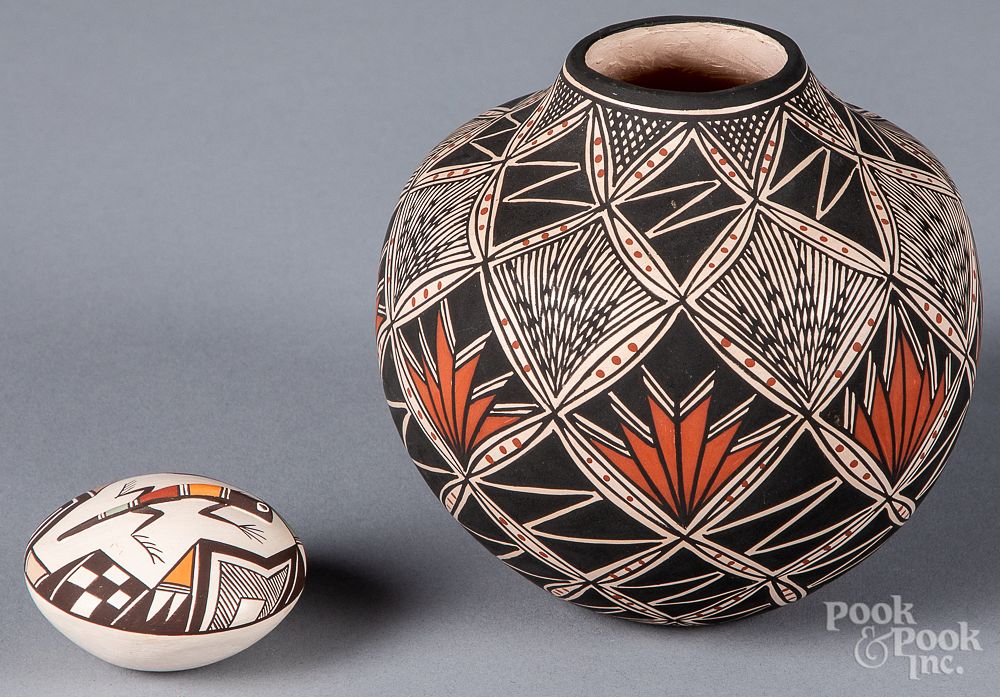 Appraisal: Two pieces of Native American Acoma pottery Two pieces of