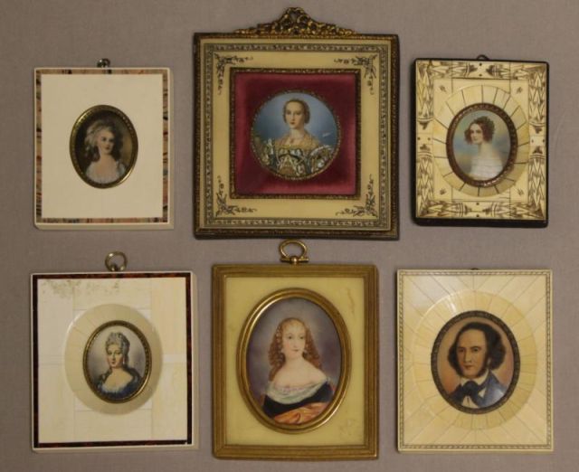 Appraisal: Portrait Miniatures on Bone Ivory of are set in bone