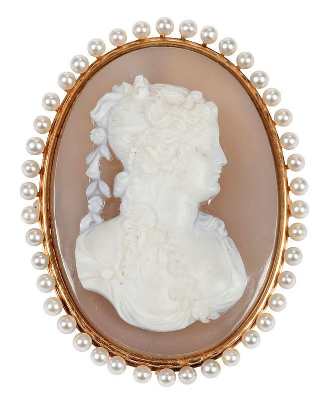 Appraisal: Antique Gold Cameo and Pearl Brooch carved cameo approx -