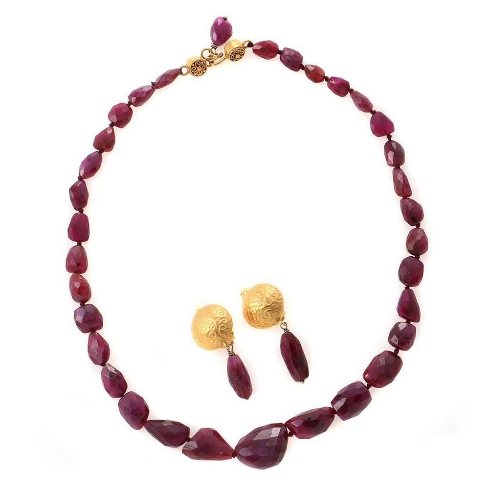 Appraisal: Faceted ruby bead gilt silver necklace earrings set nugget shaped