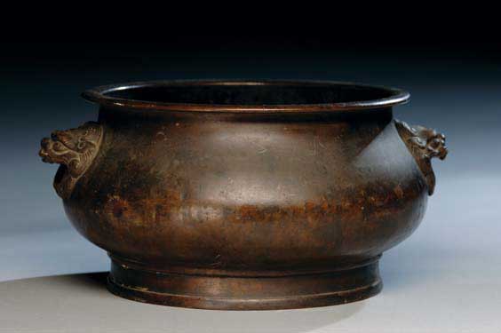 Appraisal: ANTIQUE BRONZE CENSER Large and antique Japanese bronze censer of