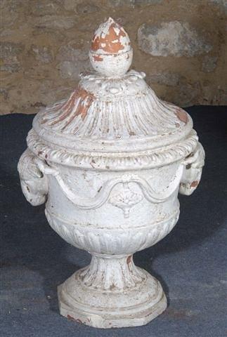 Appraisal: AN ANTIQUE ITALIANATE TERRACOTTA URN AND COVER with acorn finial