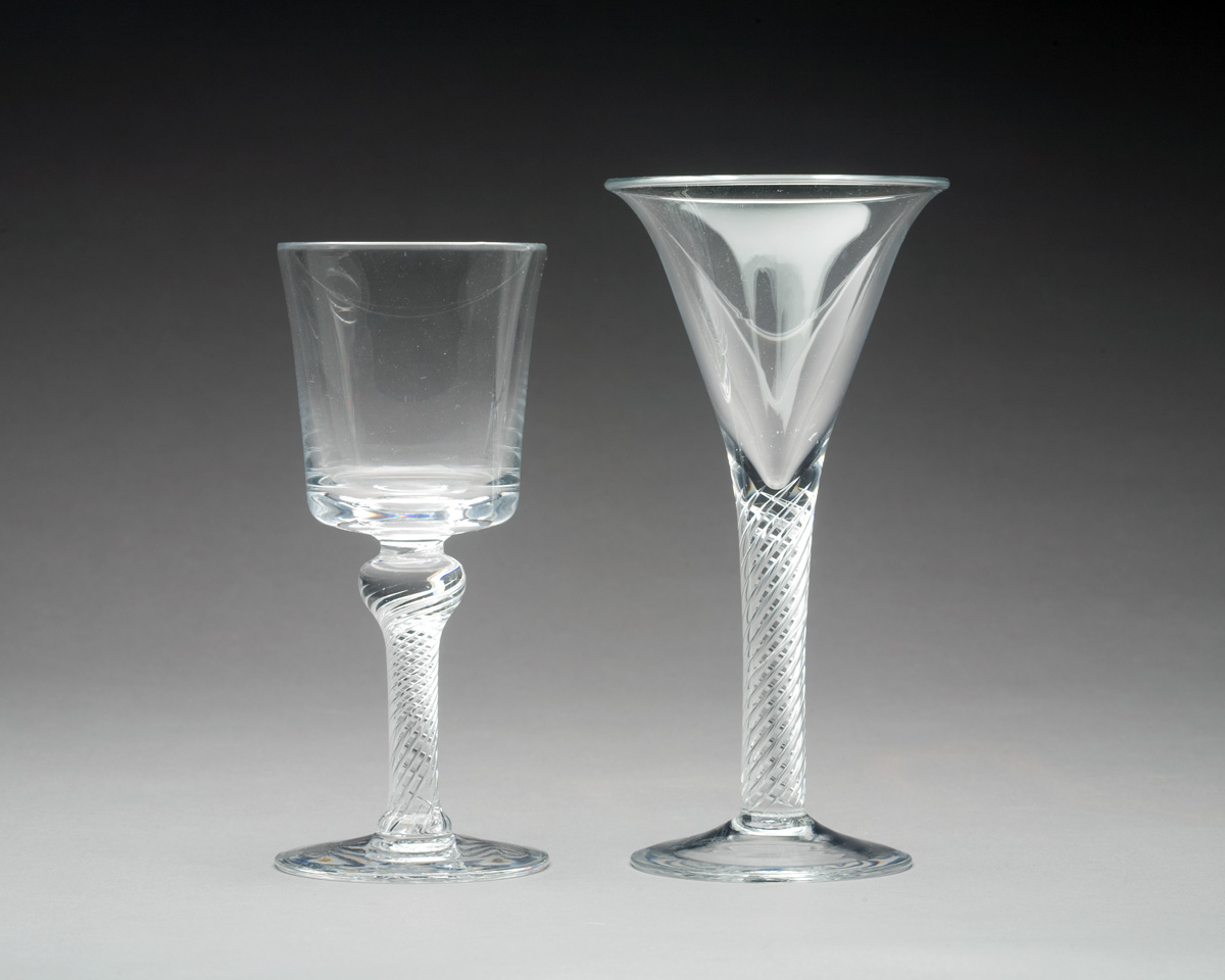 Appraisal: SET OF COLORLESS GLASS GLASSES Comprising ten flutes and ten