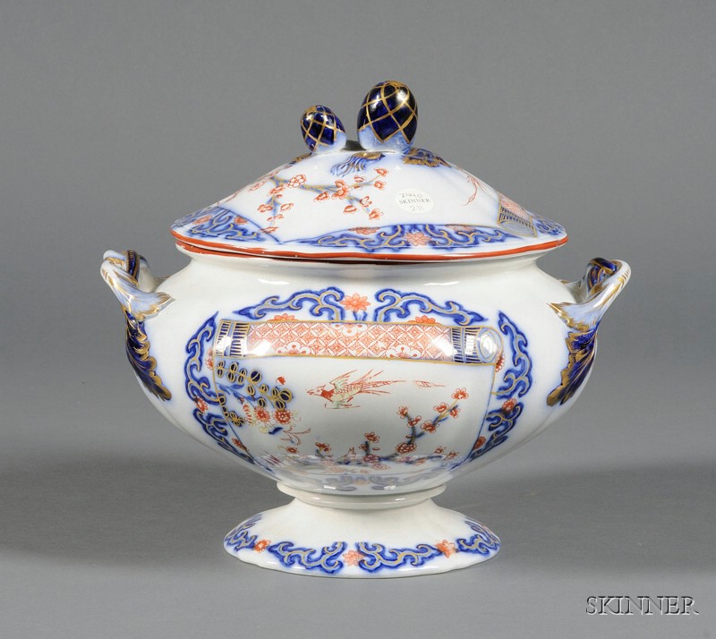 Appraisal: English Earthenware Indian Scroll Pattern Soup Tureen marked Thomas Higgins