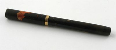 Appraisal: A Namiki Maki-E lacquered lever fill fountain pen lacquered with