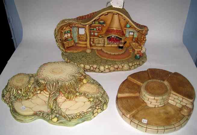 Appraisal: Pendelfin Large Inside Cottage Tree Trunk and Round Steps Stand