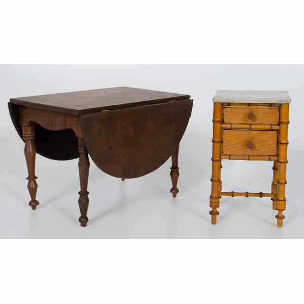 Appraisal: Miniature Furniture A miniature mahogany drop leaf table ht lg