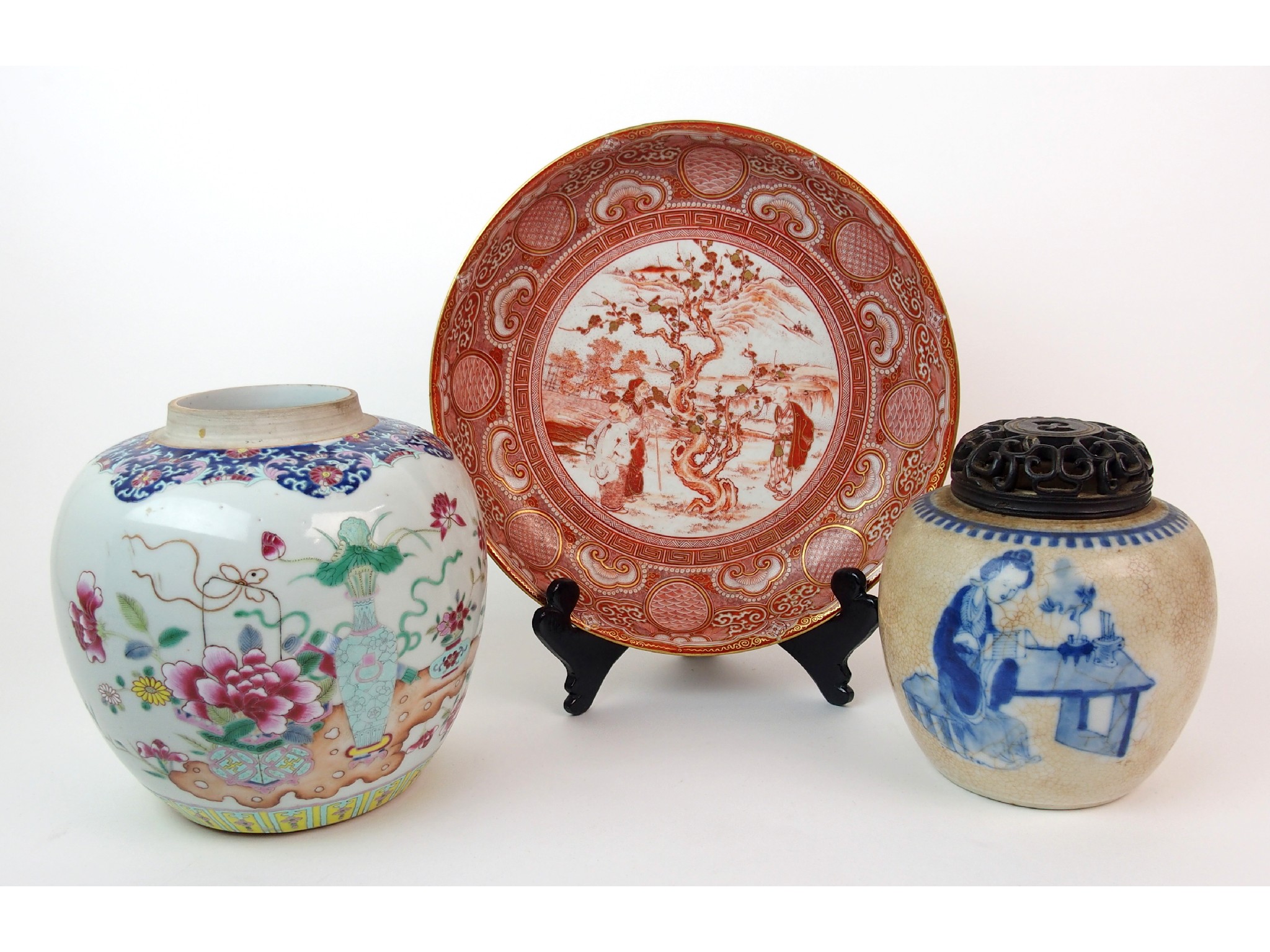 Appraisal: A Chinese famille rose jarpainted with vases of flowers cm