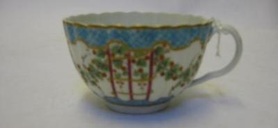 Appraisal: A FIRST PERIOD WORCESTER PORCELAIN TEA CUP painted in Hop