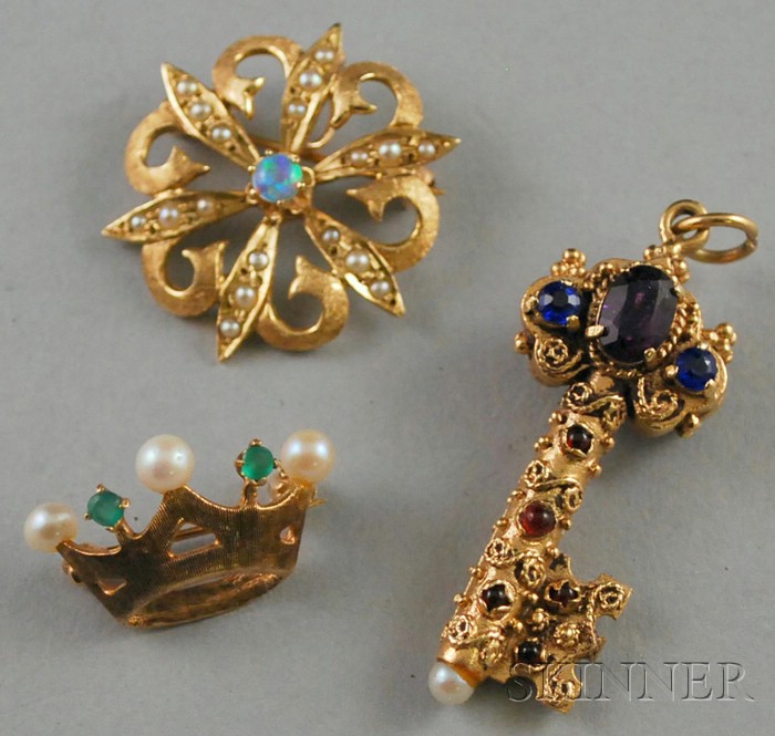 Appraisal: Three kt Gold Jewelry Items an opal and seed pearl