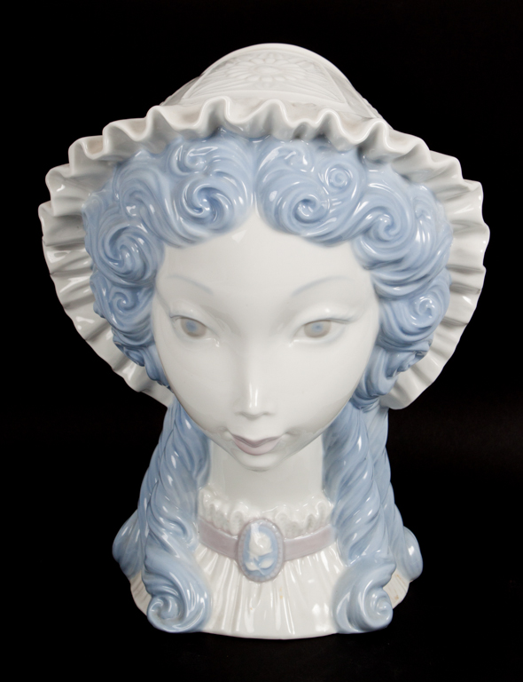 Appraisal: Lladro porcelain girl's head with cap in H