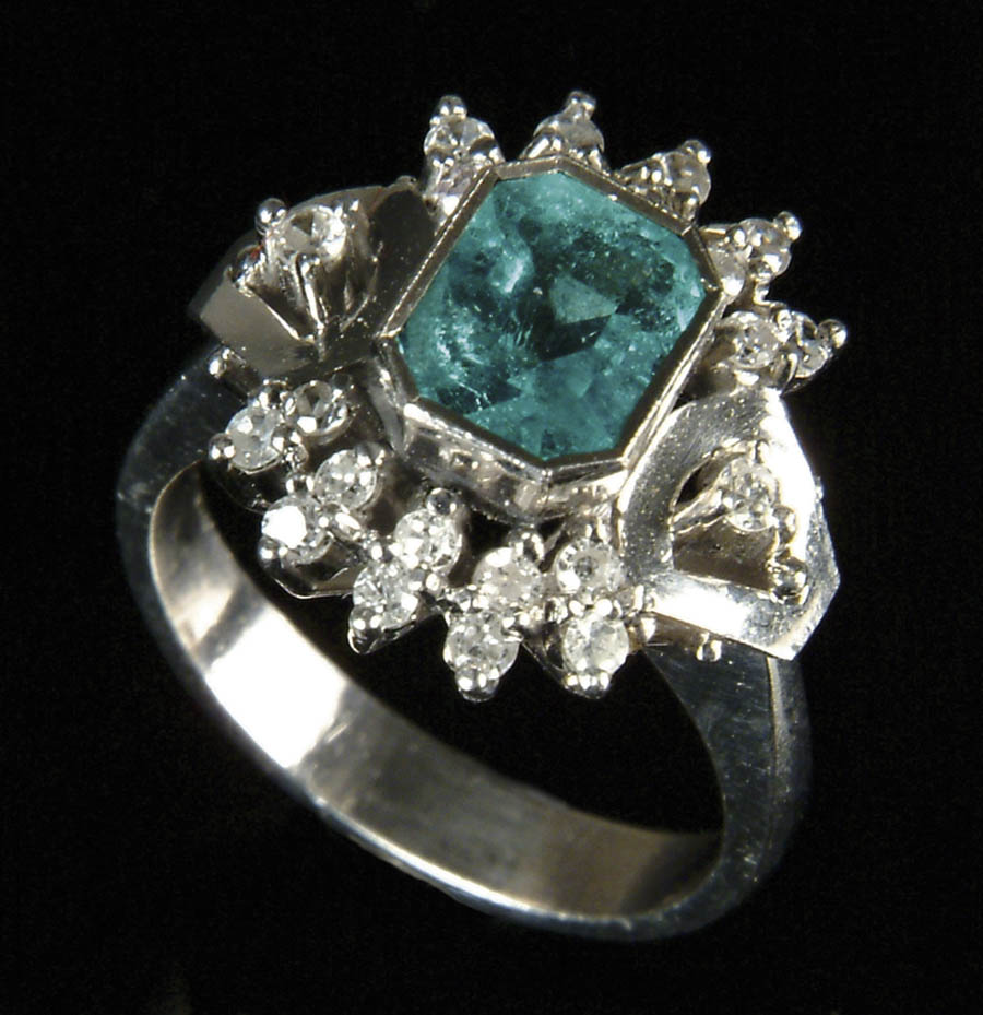 Appraisal: EMERALD DIAMOND AND K WHITE GOLD LADY S RING Central