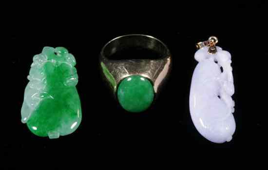 Appraisal: THREE PIECES JADEITE JEWELRY K yellow gold ring set with