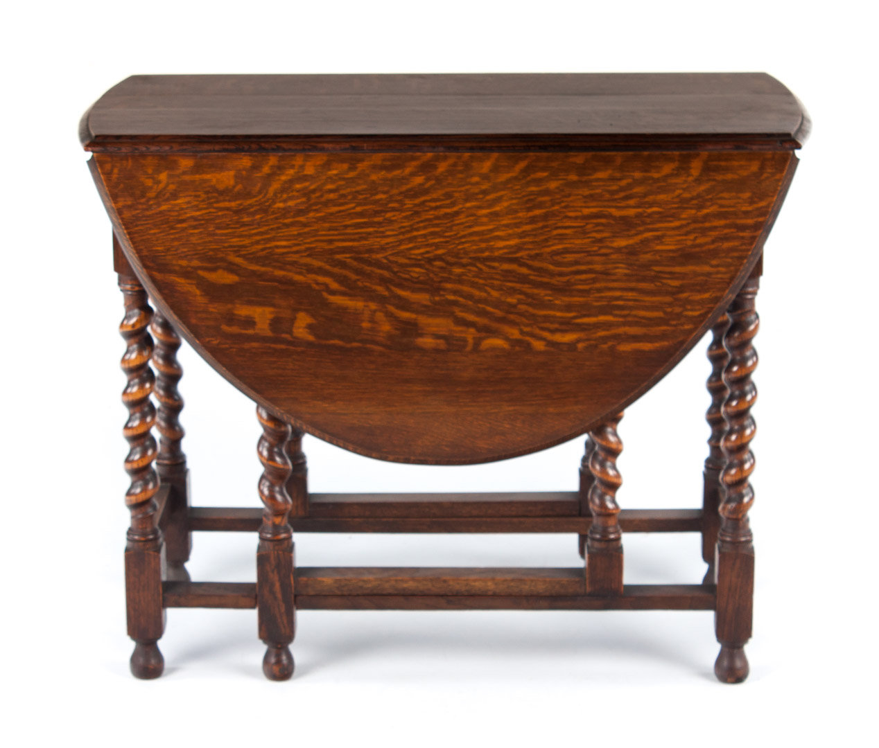 Appraisal: William and Mary style oak gate-leg table